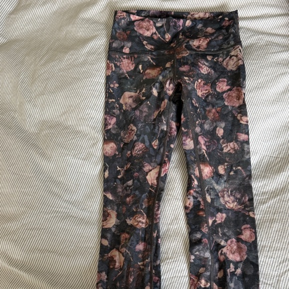 lululemon athletica Pants - lululemon athletica Floral Print Leggings in Black and Pink